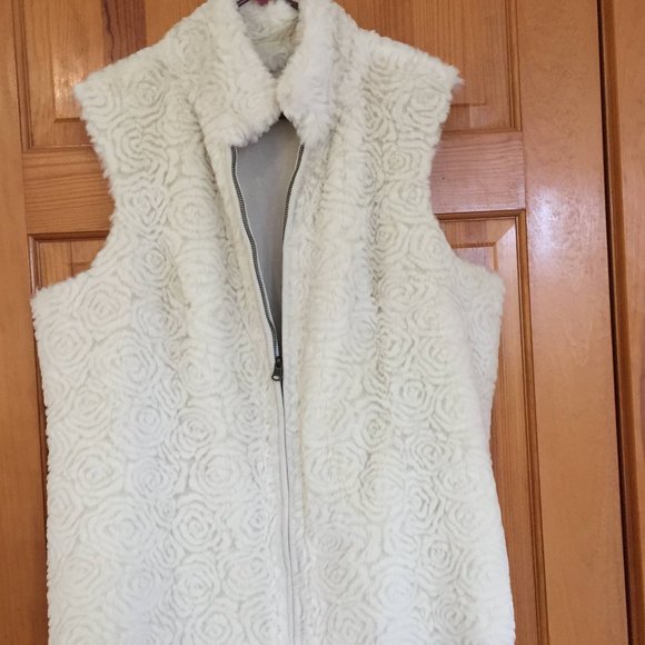 Reversible Vest - Picture 1 of 4